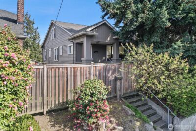 5016 7th Ave Ne , Seattle, WA 98105 - Photo 2