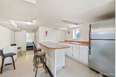 5016 7th Ave Ne , Seattle, WA 98105 - Photo 24