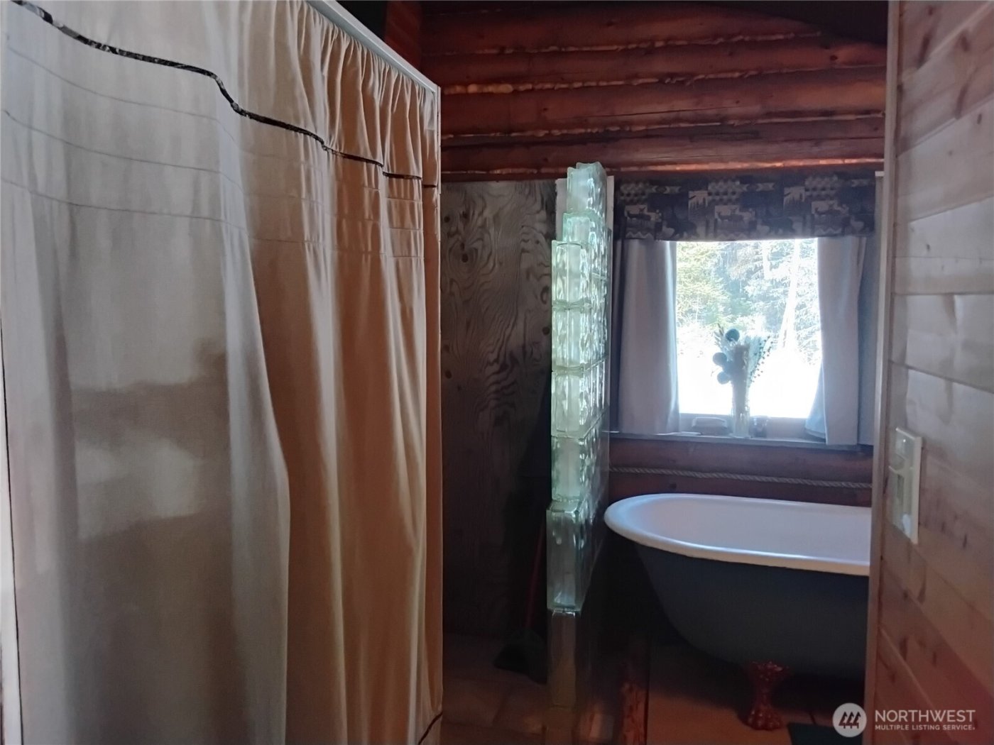 88 Cow Camp Road , Oroville, WA 98844