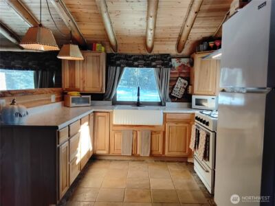 88 Cow Camp Road , Oroville, WA 98844 - Photo 10