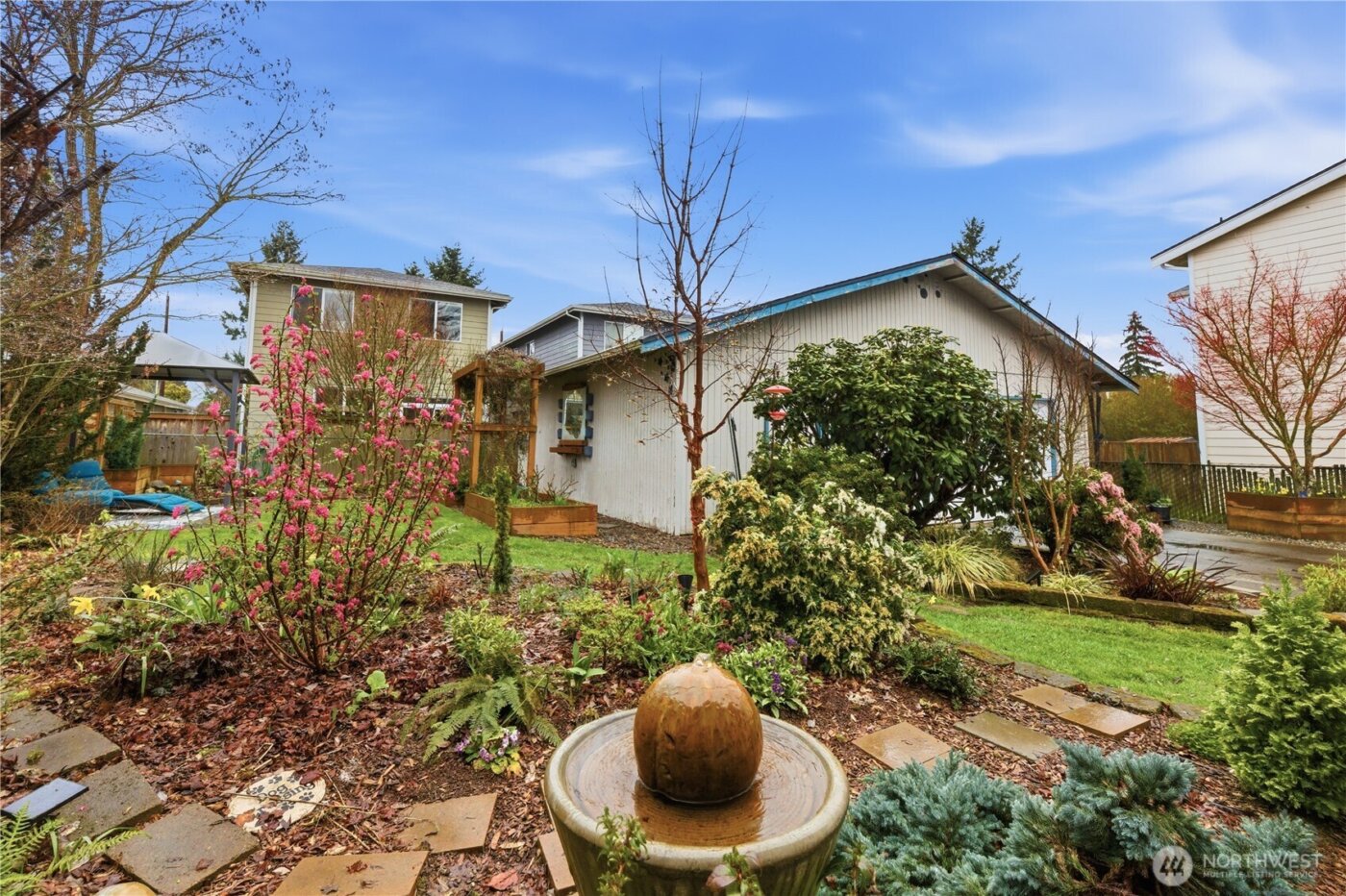 10611 2nd Place SW, Seattle, WA 98146