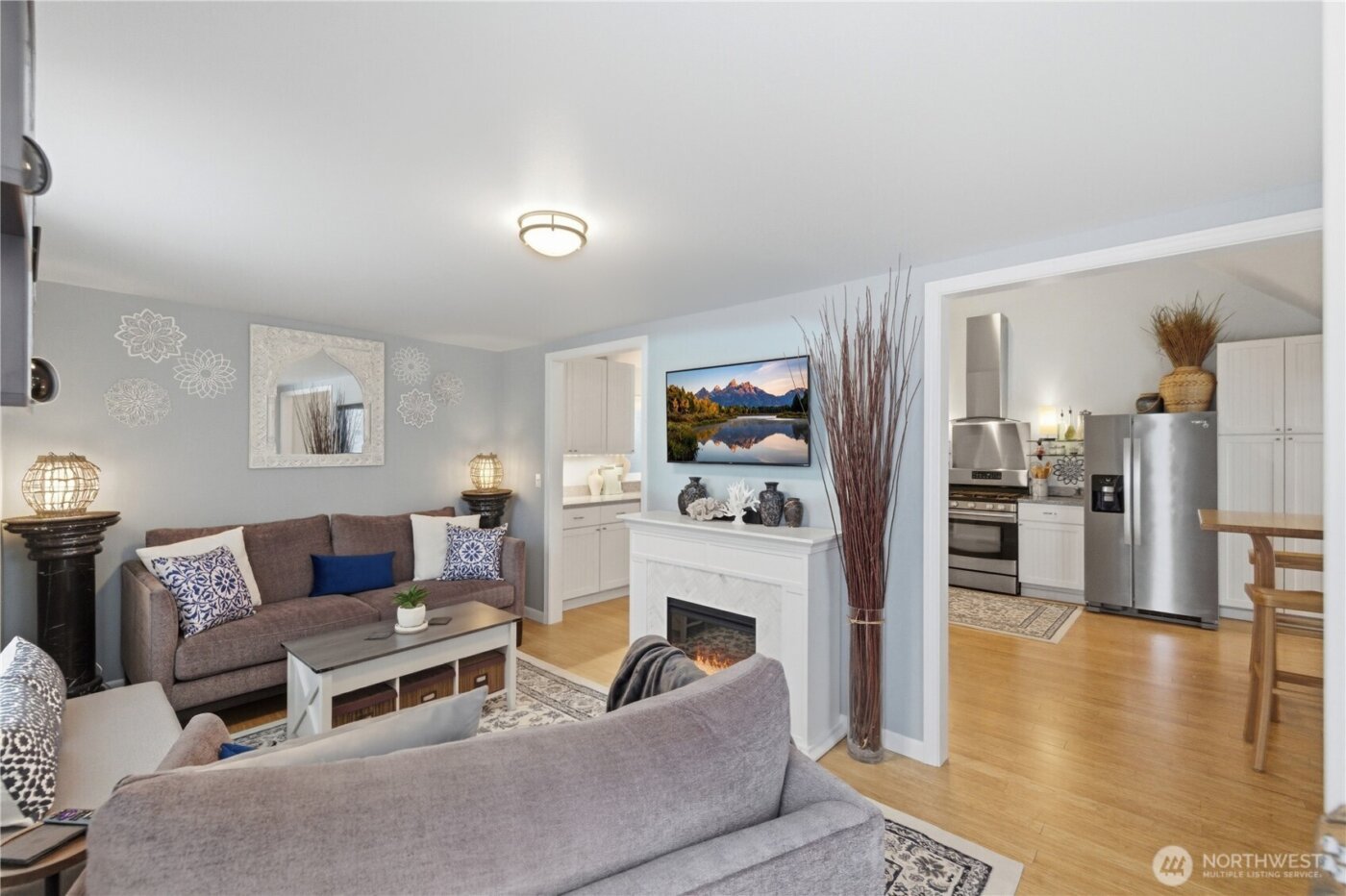 10611 2nd Place SW, Seattle, WA 98146