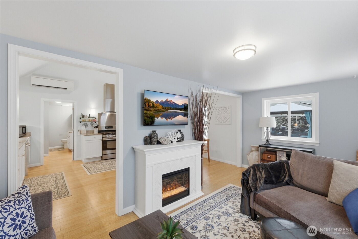 10611 2nd Place SW, Seattle, WA 98146