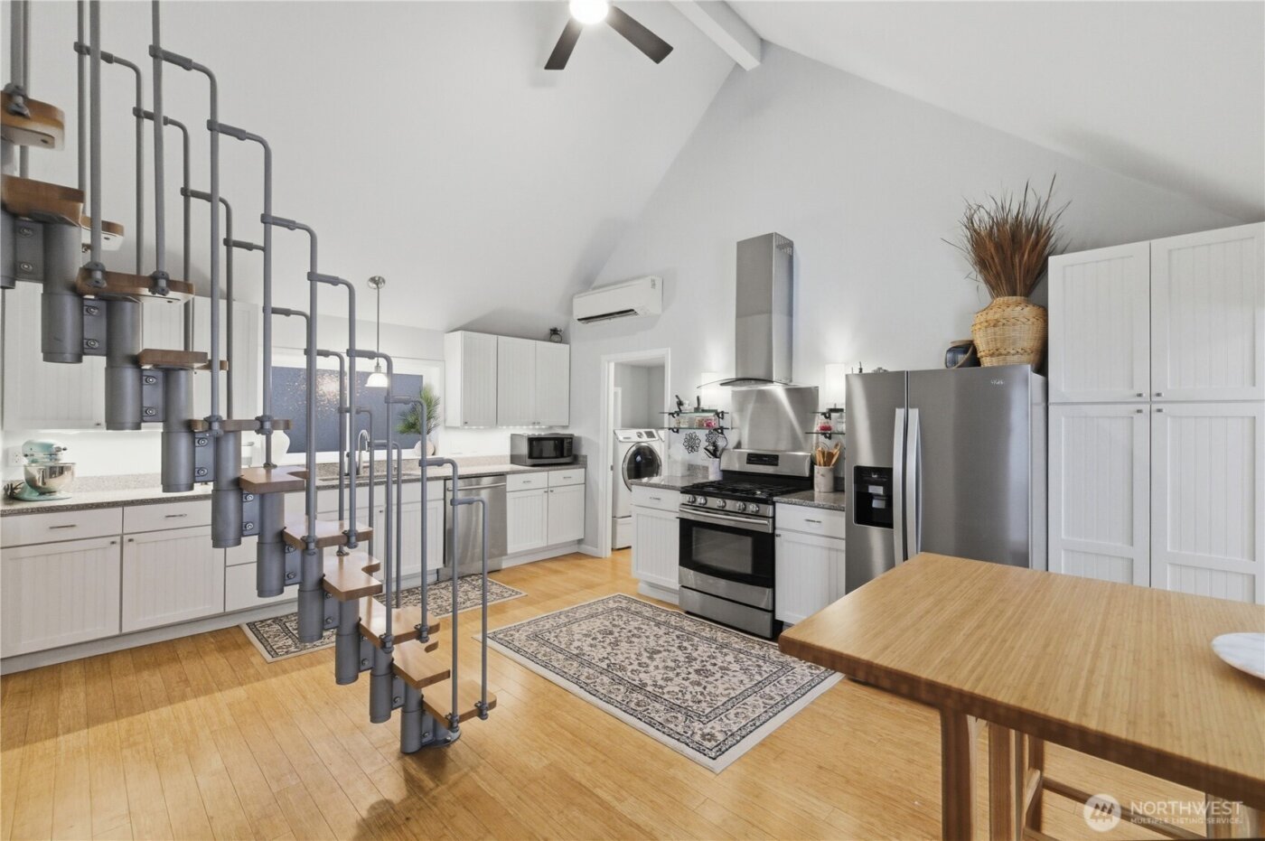 10611 2nd Place SW, Seattle, WA 98146