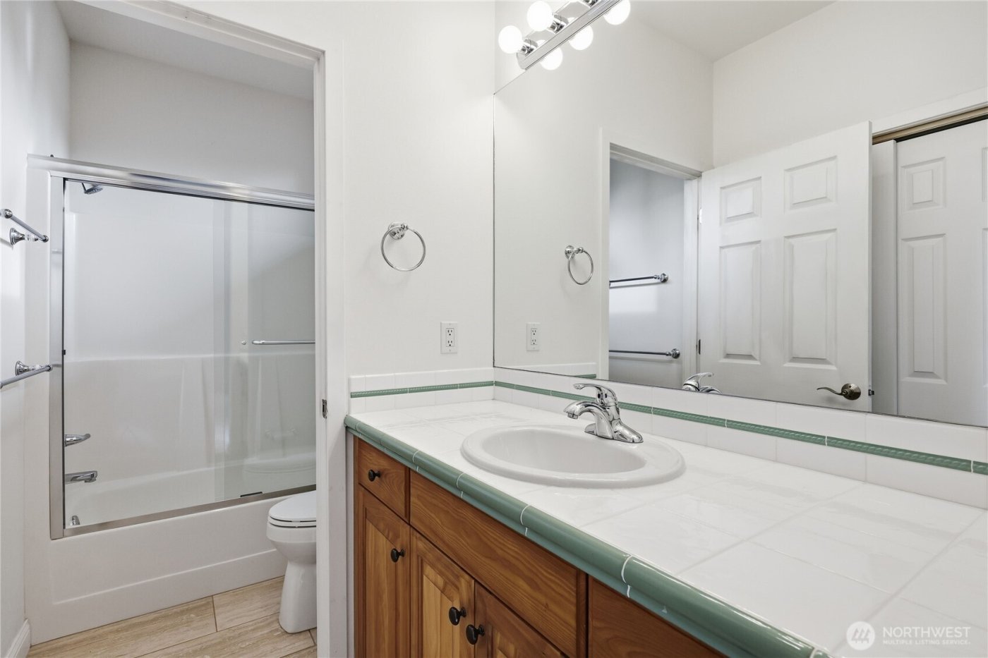 140 Trafalgar Drive , Port Townsend, WA 98368