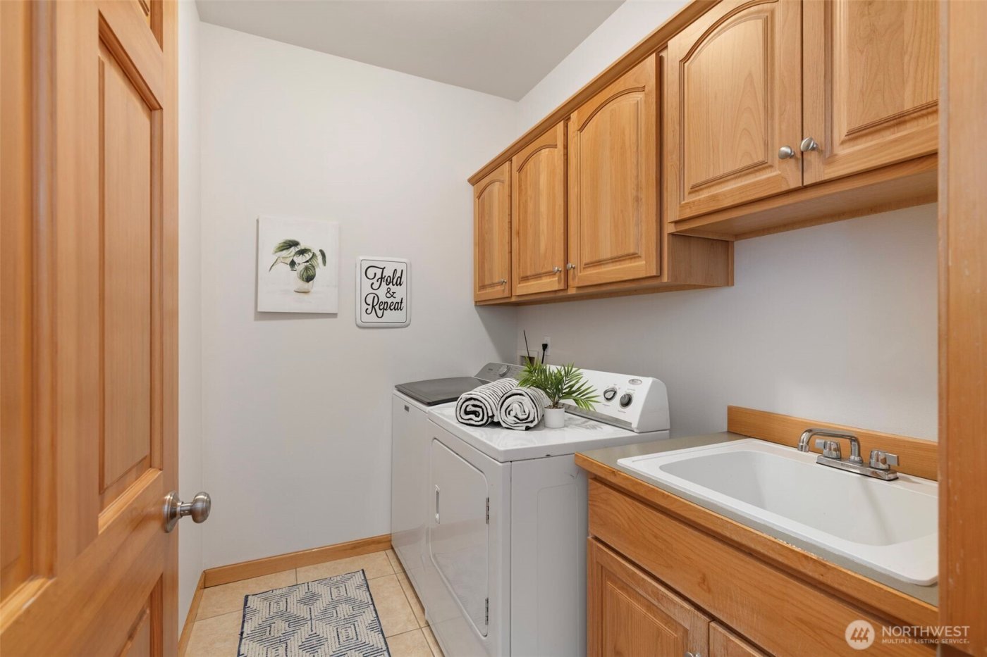 8850 NE Nature Way , Kingston, WA 98346