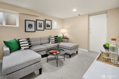 511 W McGraw Street , Seattle, WA 98119 - Photo 16