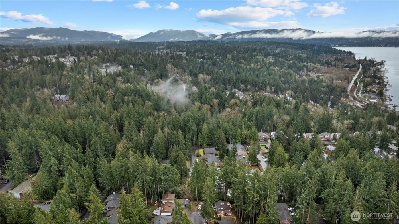 3575 NE 209th Avenue , Sammamish, WA 98074