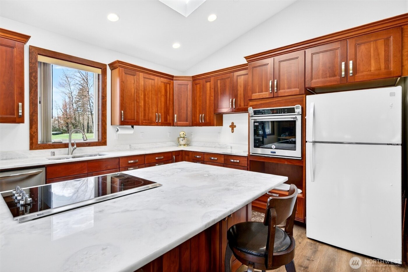 25218 SE 240th Street , Maple Valley, WA 98038