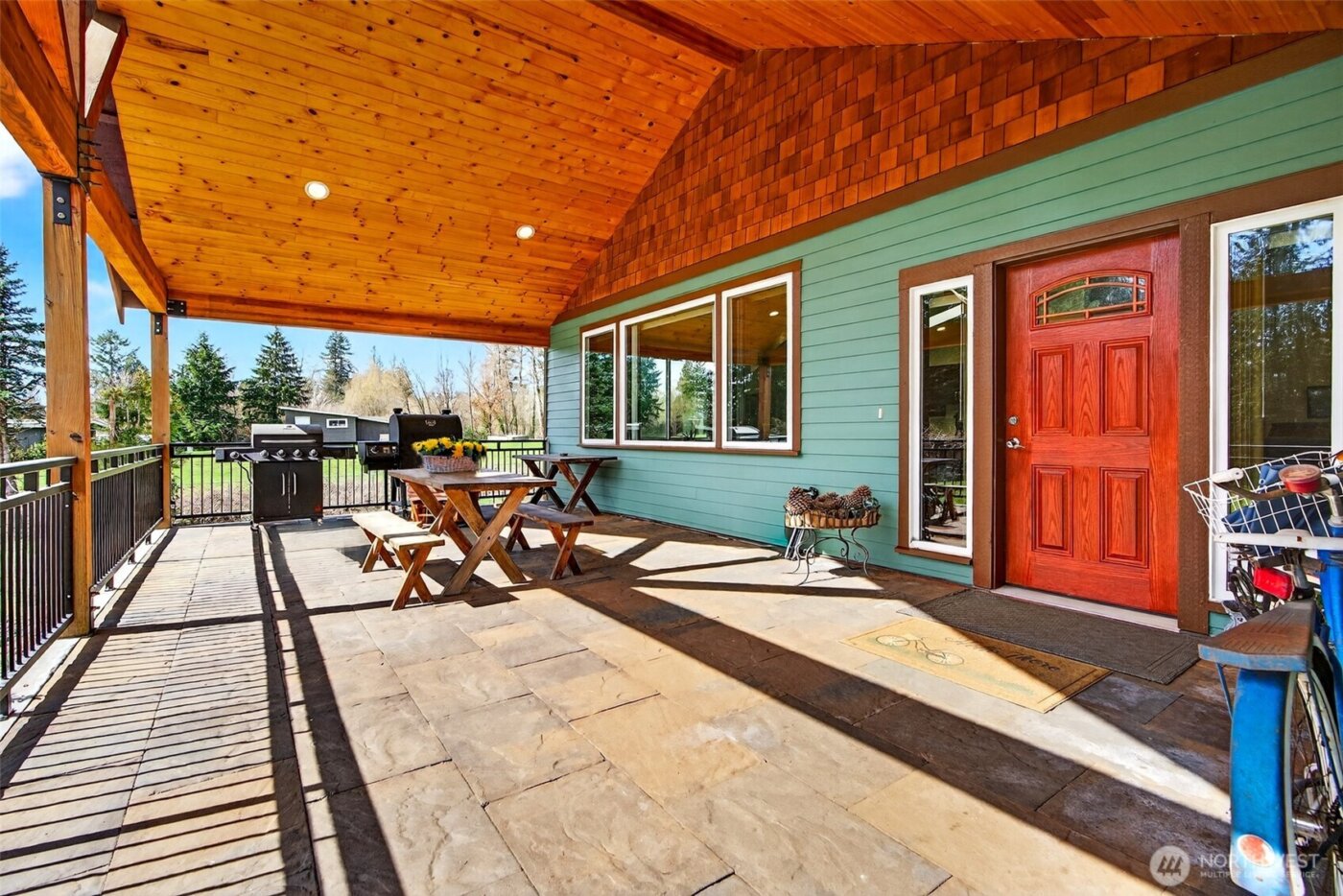 25218 SE 240th Street , Maple Valley, WA 98038