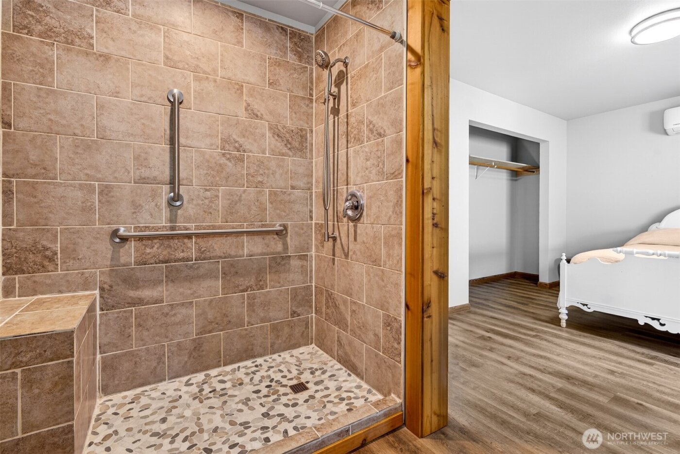 25218 SE 240th Street , Maple Valley, WA 98038