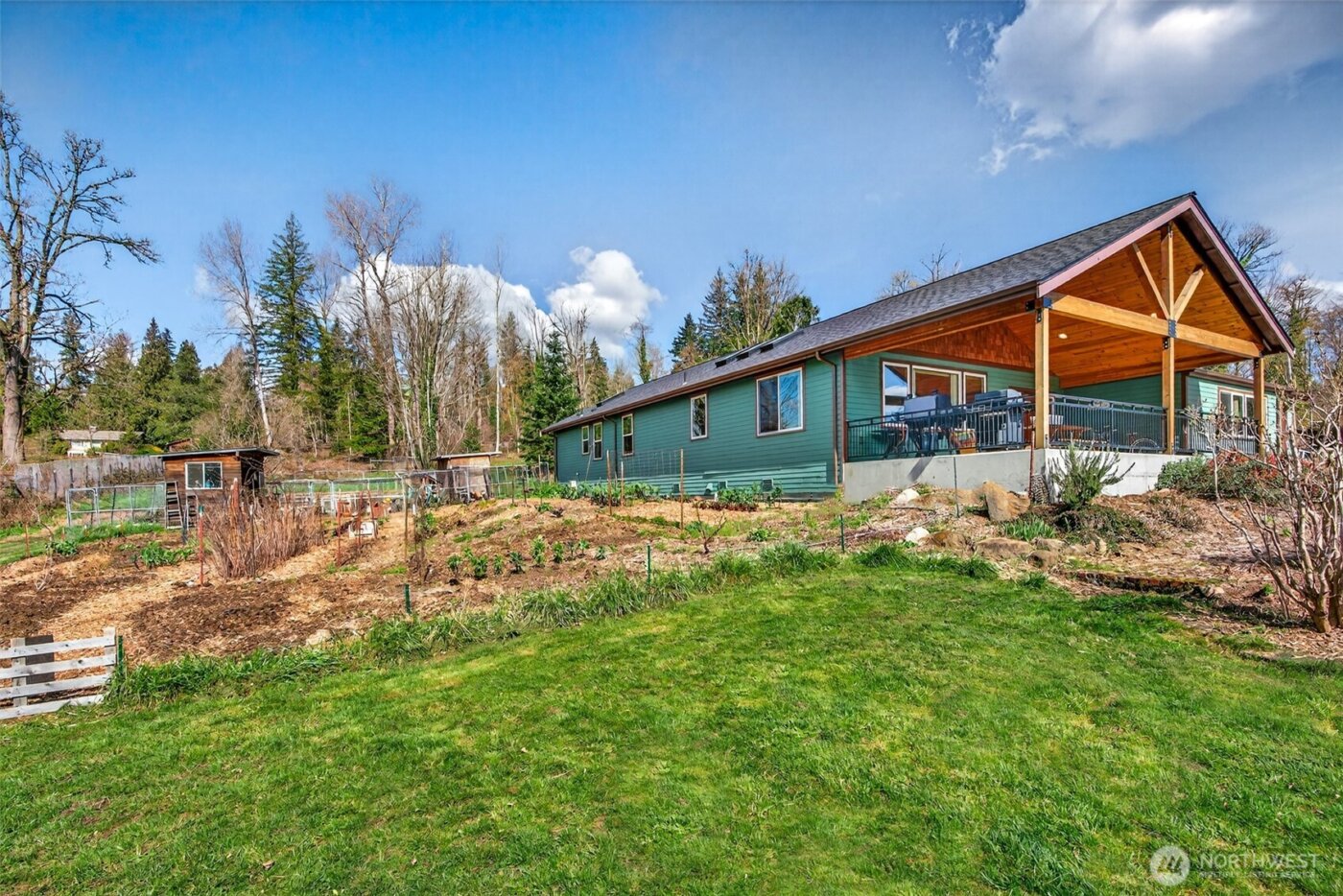 25218 SE 240th Street , Maple Valley, WA 98038