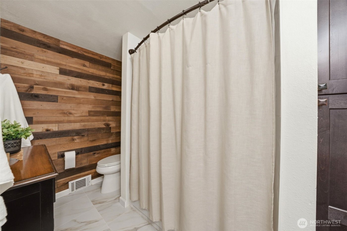 4124 S Park Avenue , Tacoma, WA 98418