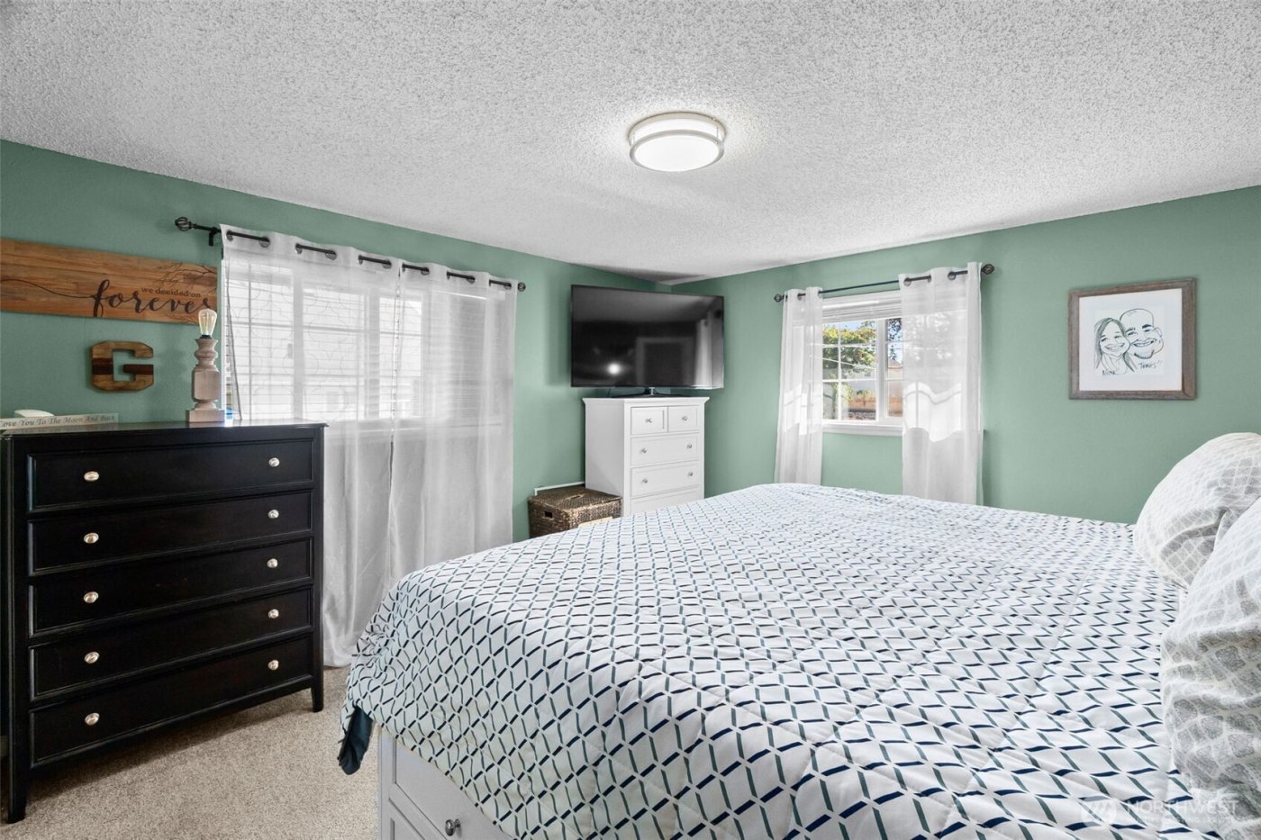 2105 W Stewart , Puyallup, WA 98371