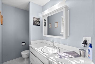 2105 W Stewart , Puyallup, WA 98371 - Photo 18