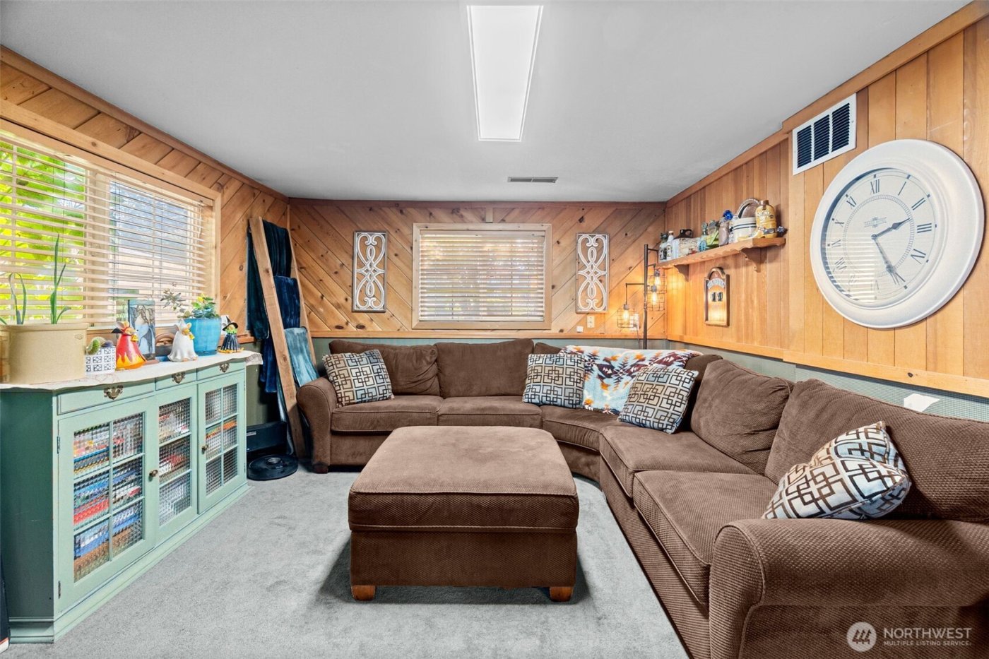 2105 W Stewart , Puyallup, WA 98371