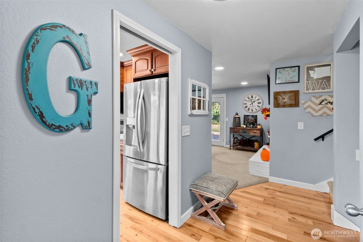 2105 W Stewart , Puyallup, WA 98371