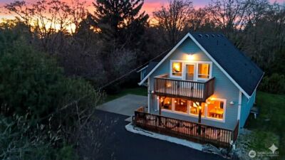136 Pacific Boulevard NW, Ocean Shores, WA 98569