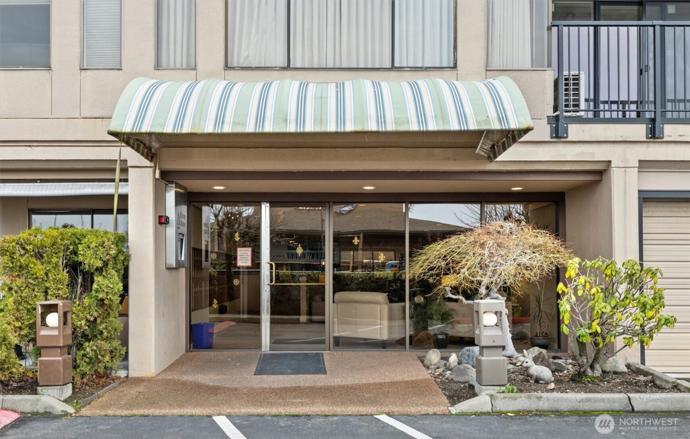 601 S 227th Street #308N, Des Moines, WA 98198-6851