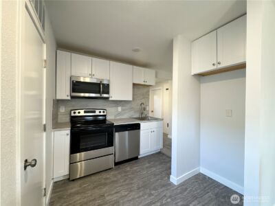 360 27th Avenue , Longview, WA 98632 - Photo 5