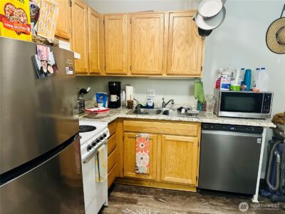 250 Tucker Avenue #36, San Juan Island, WA 98250 - Photo 2