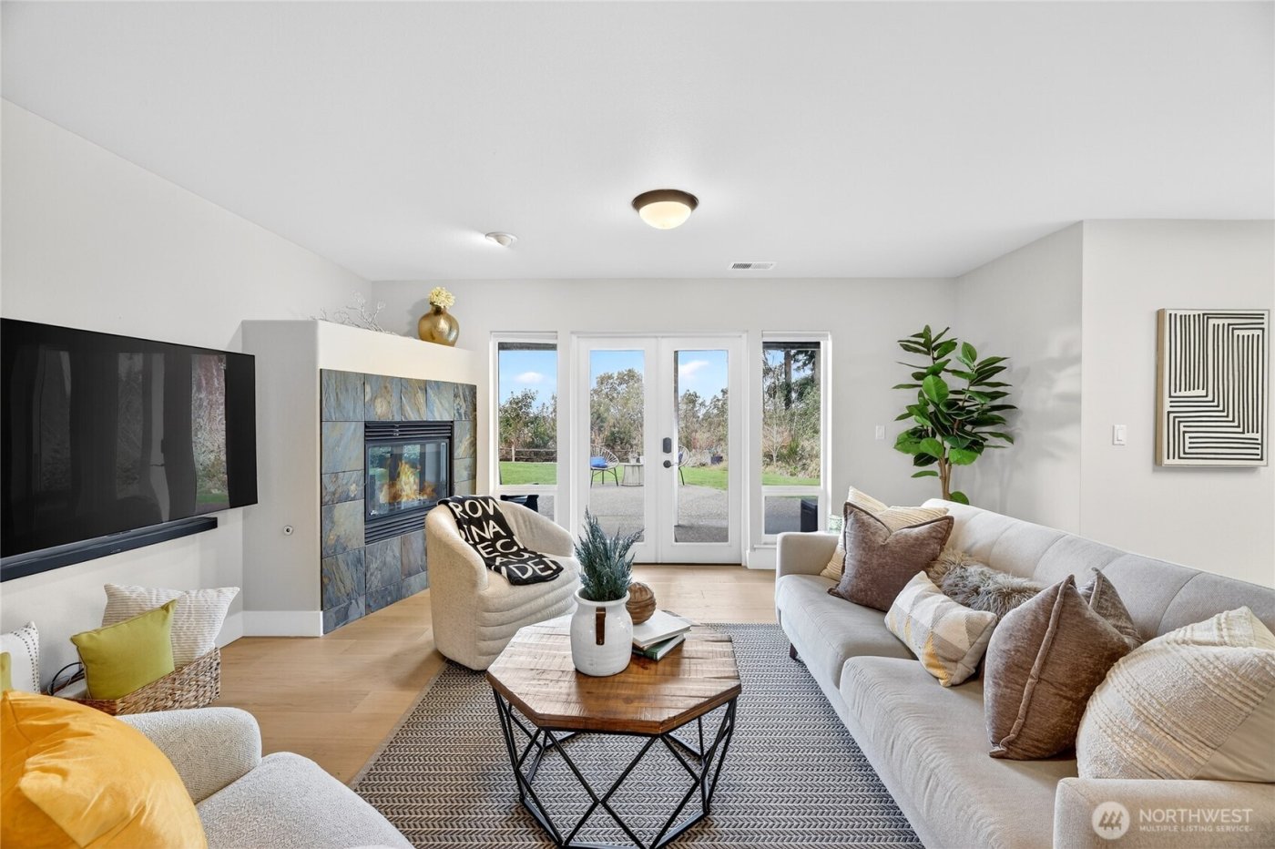 12235 15th Avenue SW, Burien, WA 98146