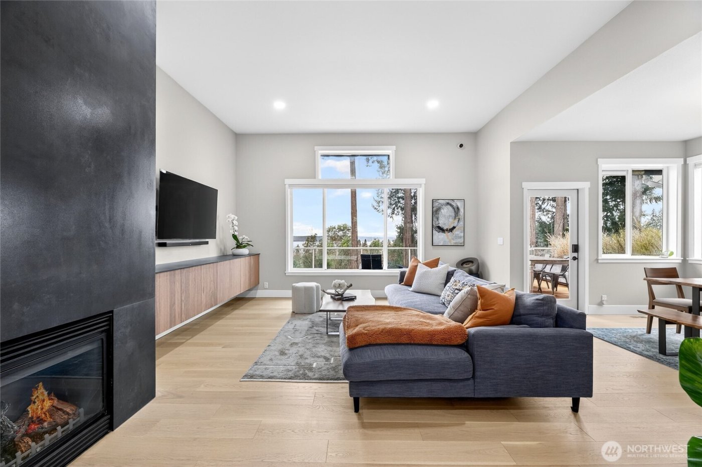 12235 15th Avenue SW, Burien, WA 98146