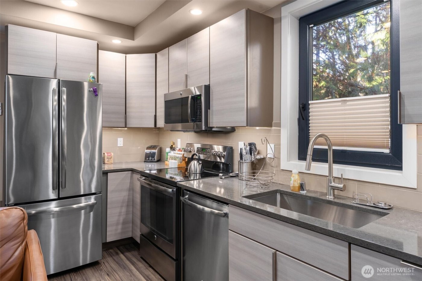 7337 151st Avenue NE, Redmond, WA 98052