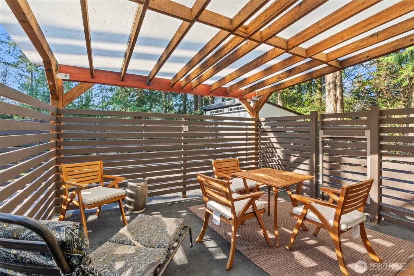 7337 151st Avenue NE, Redmond, WA 98052