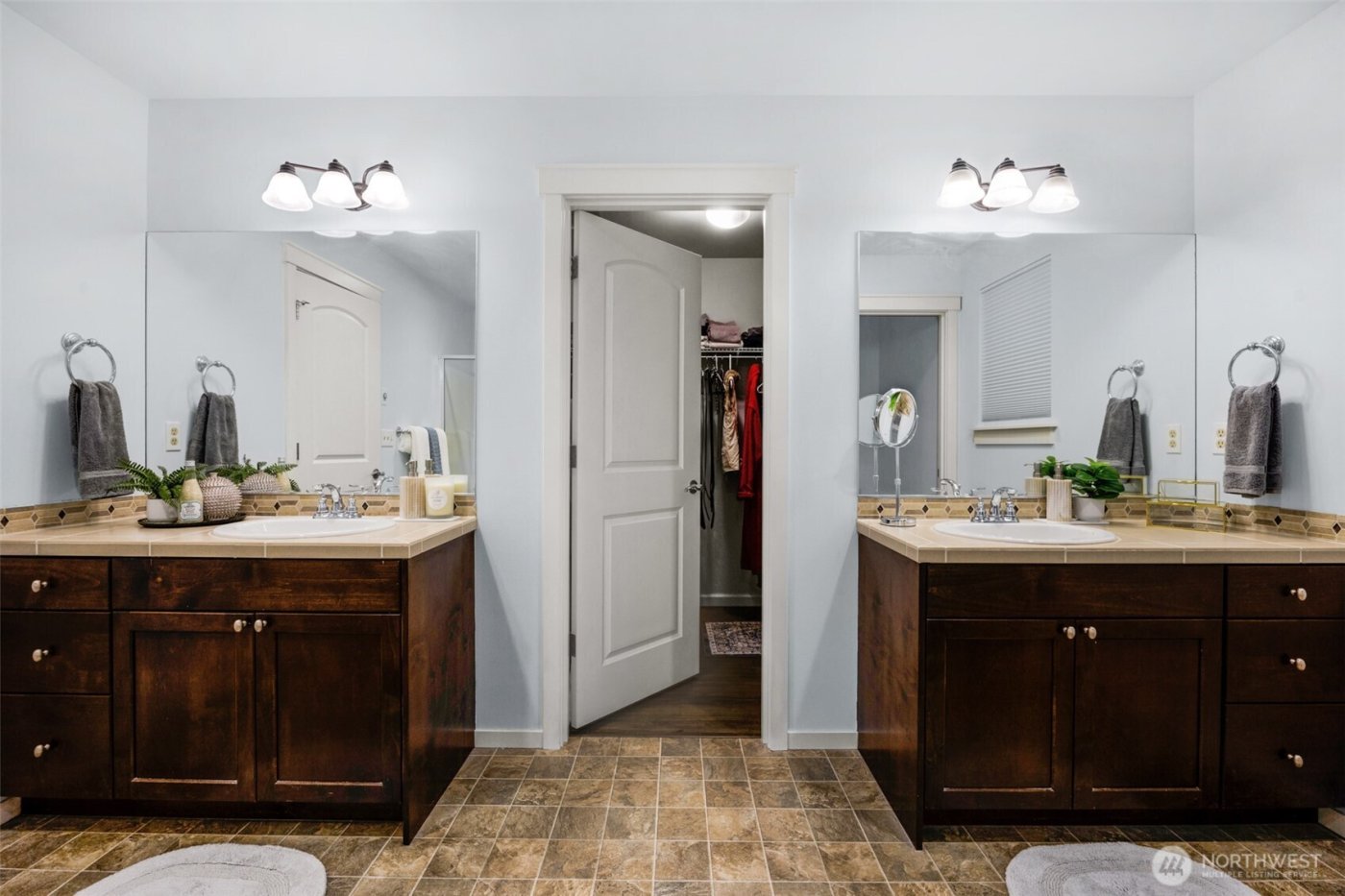 317 204th Place SE, Bothell, WA 98012
