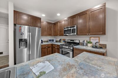 317 204th Place SE, Bothell, WA 98012 - Photo 8