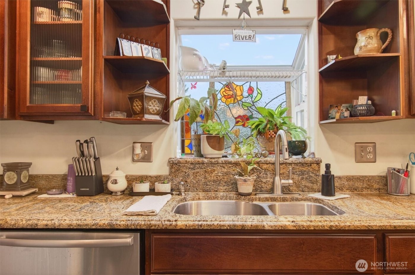 422 Nevada Drive , Longview, WA 98632