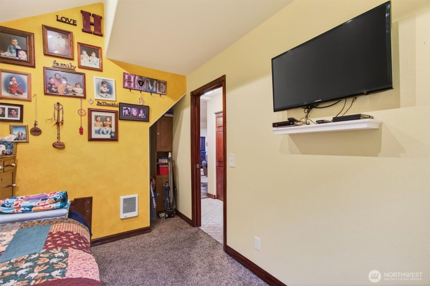 422 Nevada Drive , Longview, WA 98632