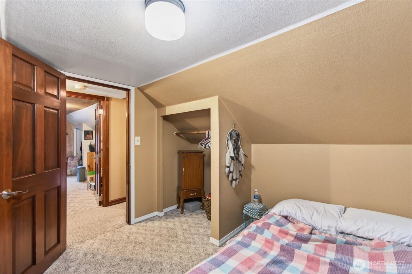 422 Nevada Drive , Longview, WA 98632