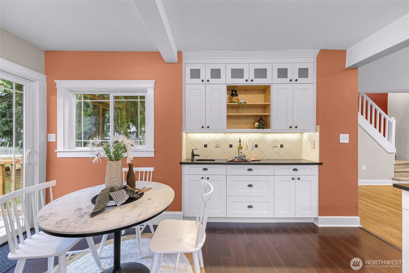 1420 E Maplewood Avenue , Bellingham, WA 98225