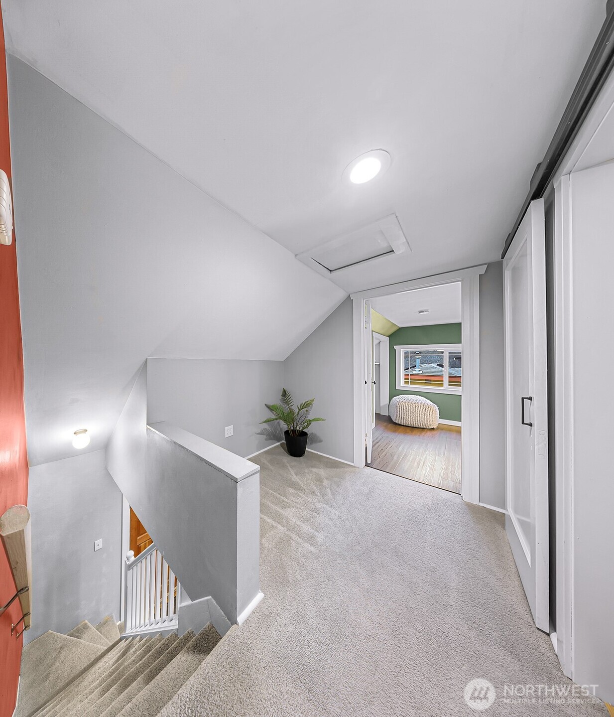 1420 E Maplewood Avenue , Bellingham, WA 98225