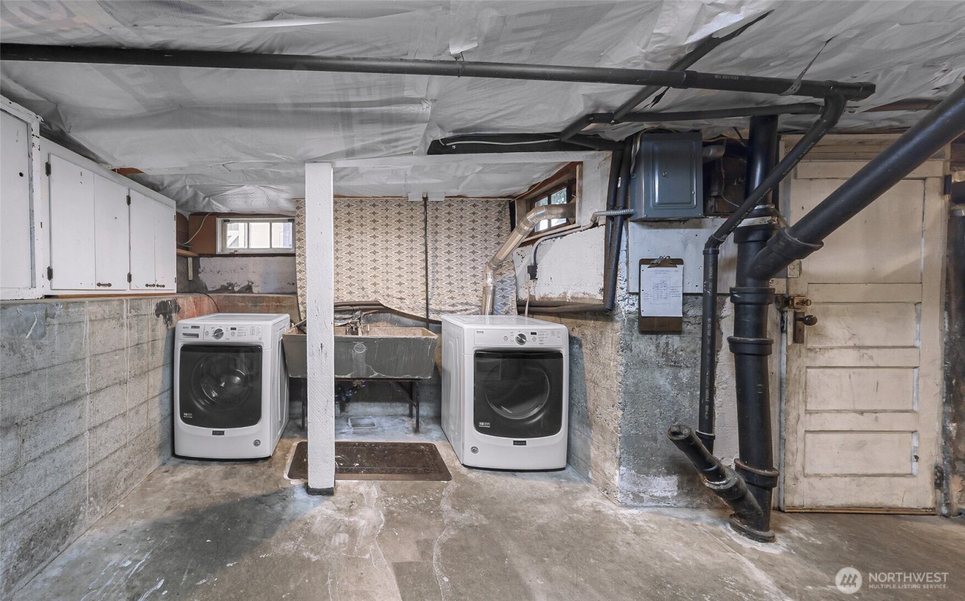 1420 E Maplewood Avenue , Bellingham, WA 98225