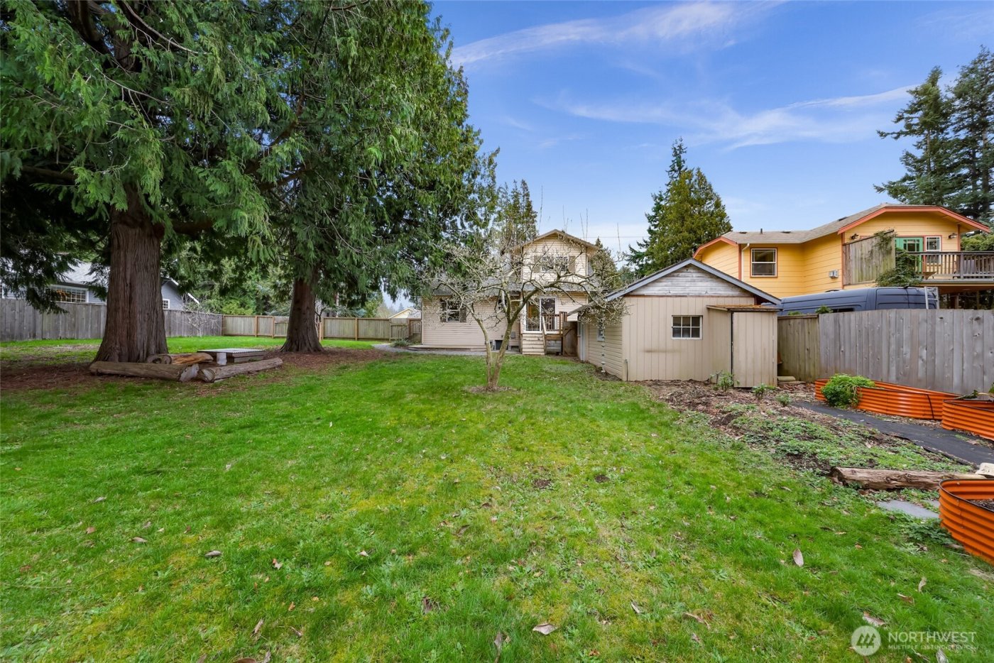 1420 E Maplewood Avenue , Bellingham, WA 98225