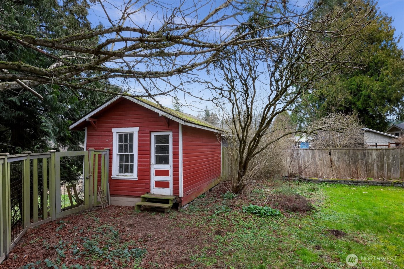 1420 E Maplewood Avenue , Bellingham, WA 98225