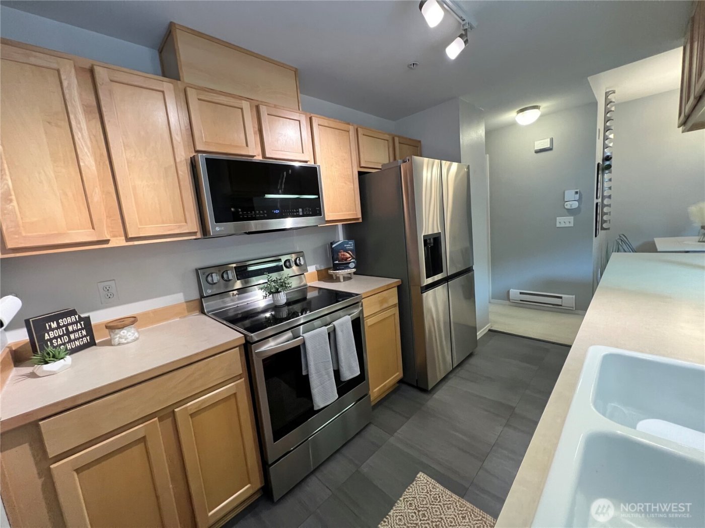 15325 SE 155th Place #F-3, Renton, WA 98058