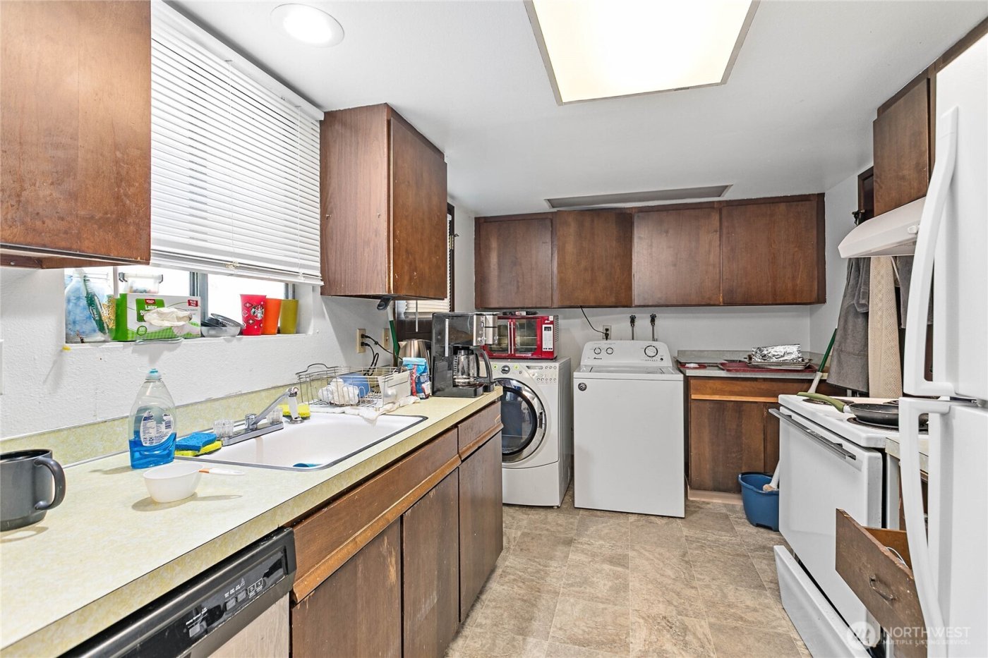 3350 Cherrywood Avenue , Bellingham, WA 98225