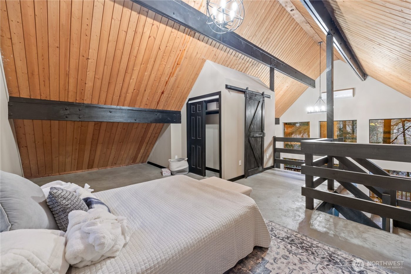 2103 46th Avenue NE, Olympia, WA 98506