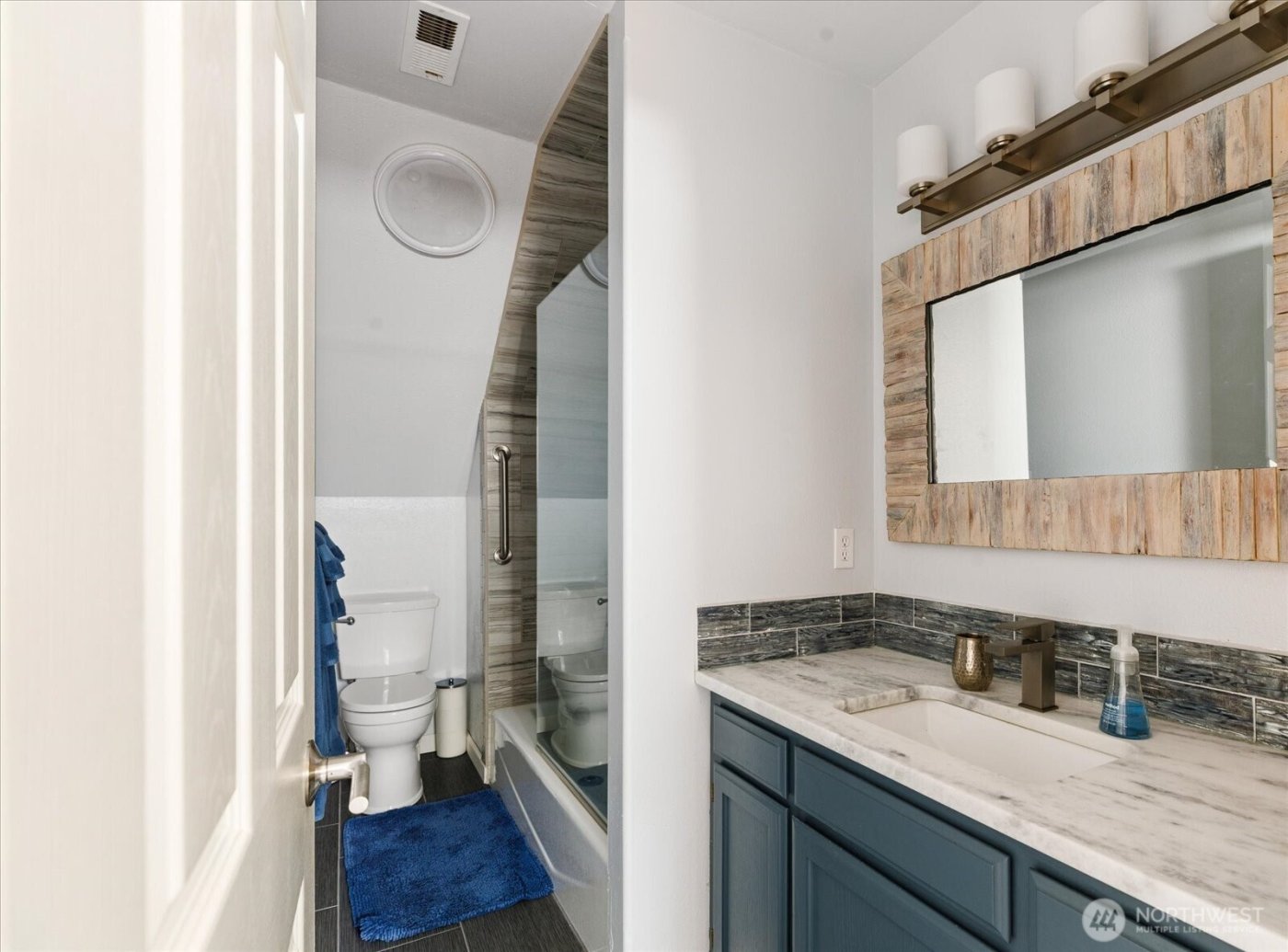 2011 Sandusky Road , Oak Harbor, WA 98277