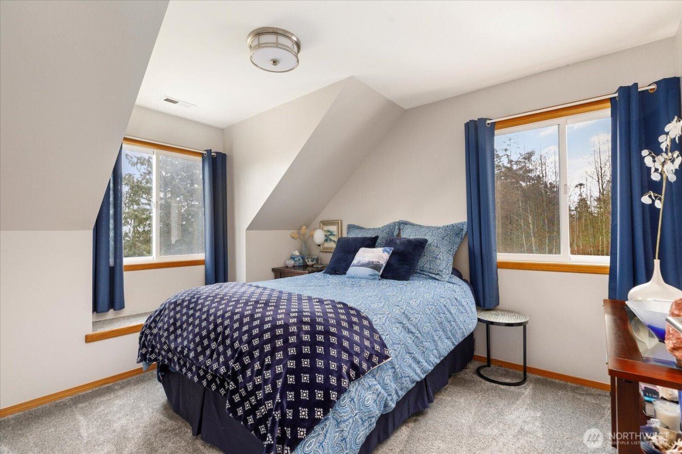 2011 Sandusky Road , Oak Harbor, WA 98277