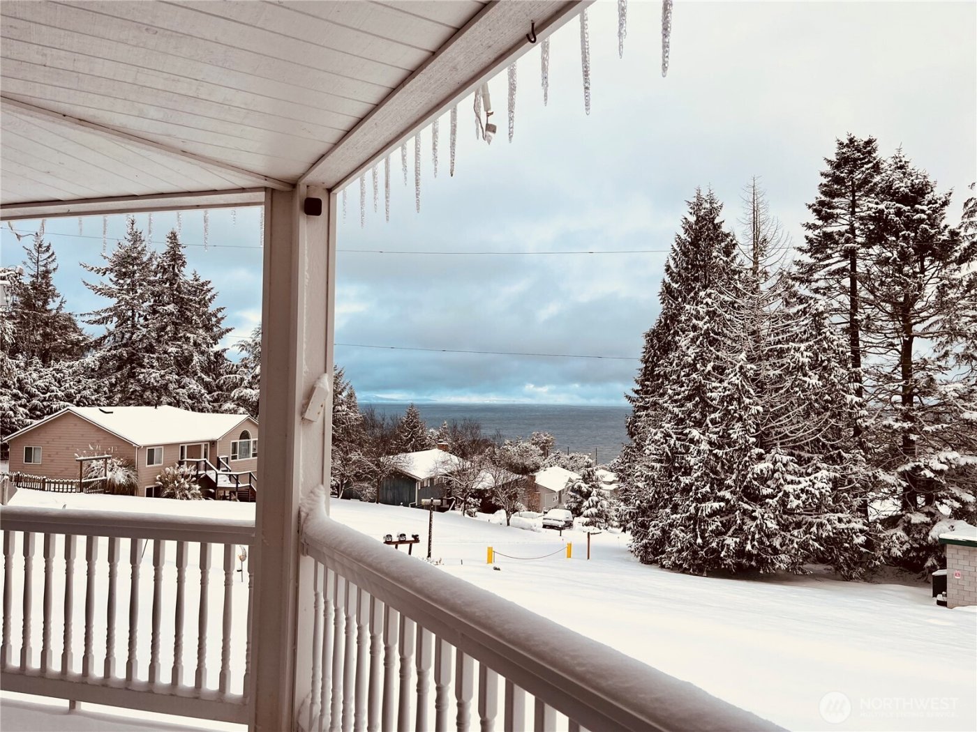 2011 Sandusky Road , Oak Harbor, WA 98277