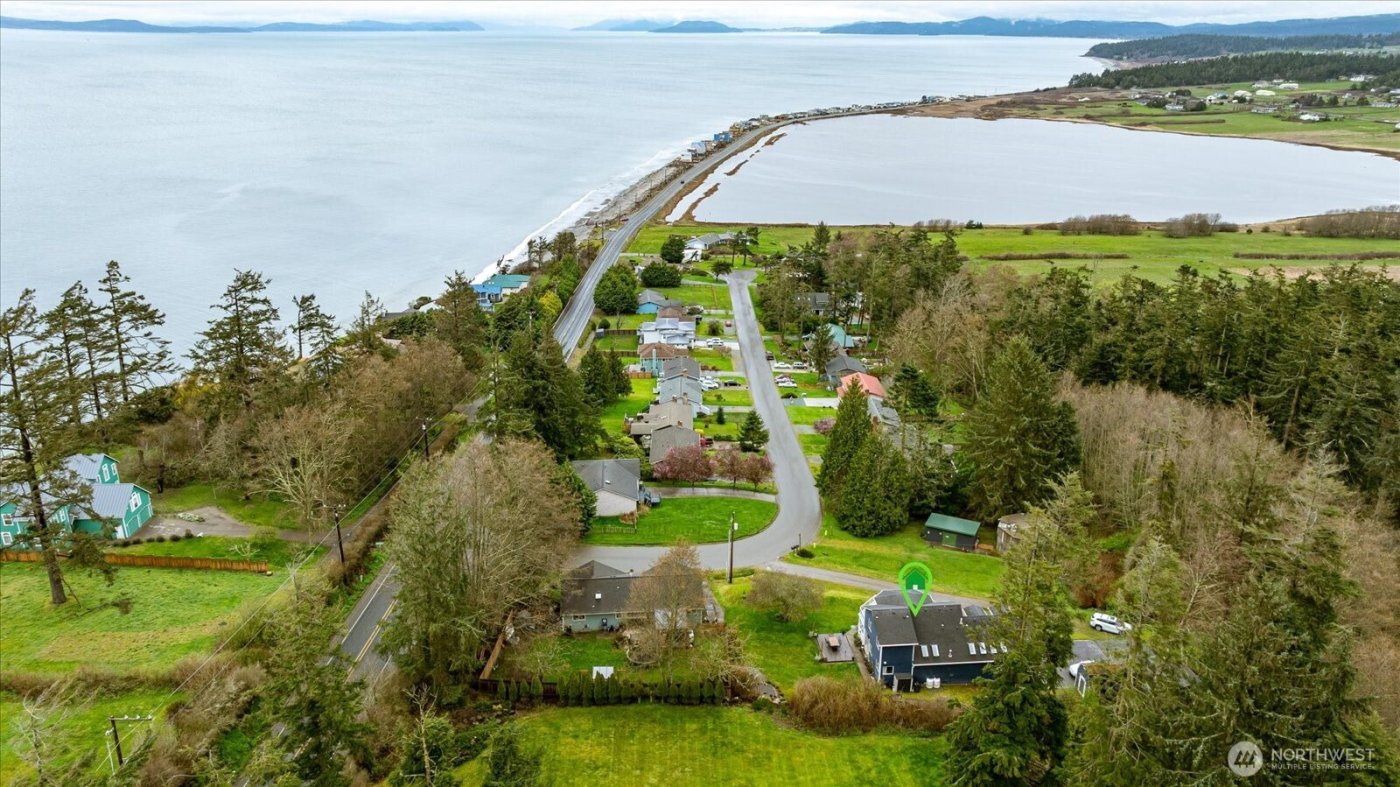 2011 Sandusky Road , Oak Harbor, WA 98277