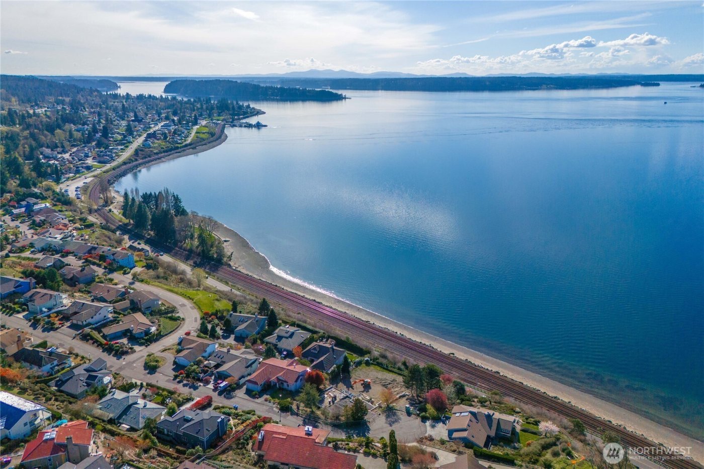 38 Puget Drive , Steilacoom, WA 98388