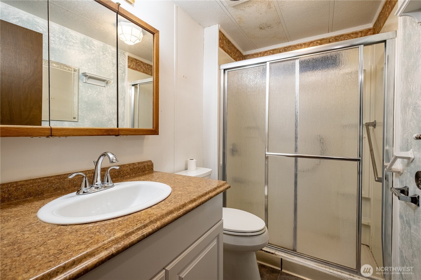 225 NE Ernst ##49, Oak Harbor, WA 98277