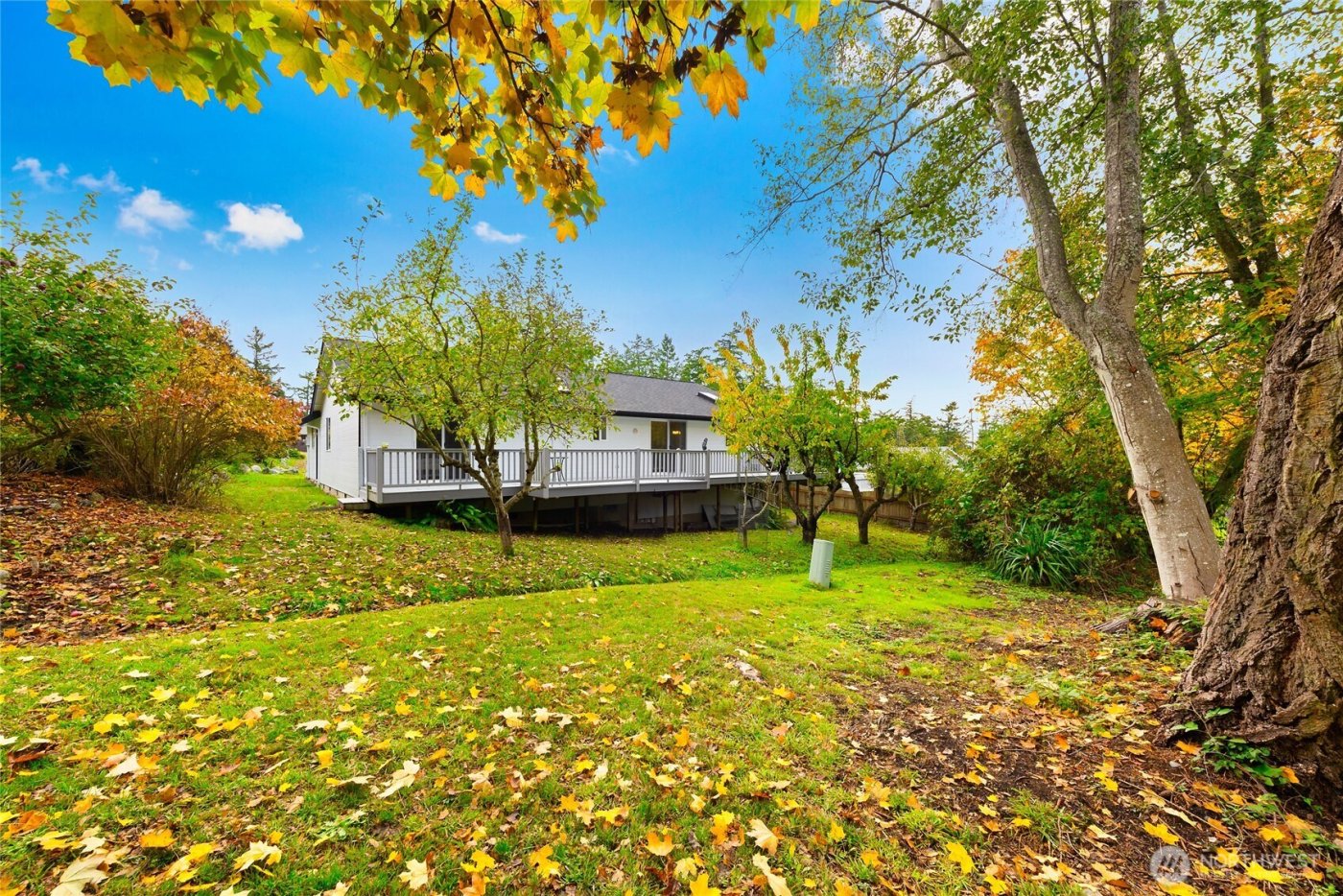 752 Tillamuk Drive , La Conner, WA 98257