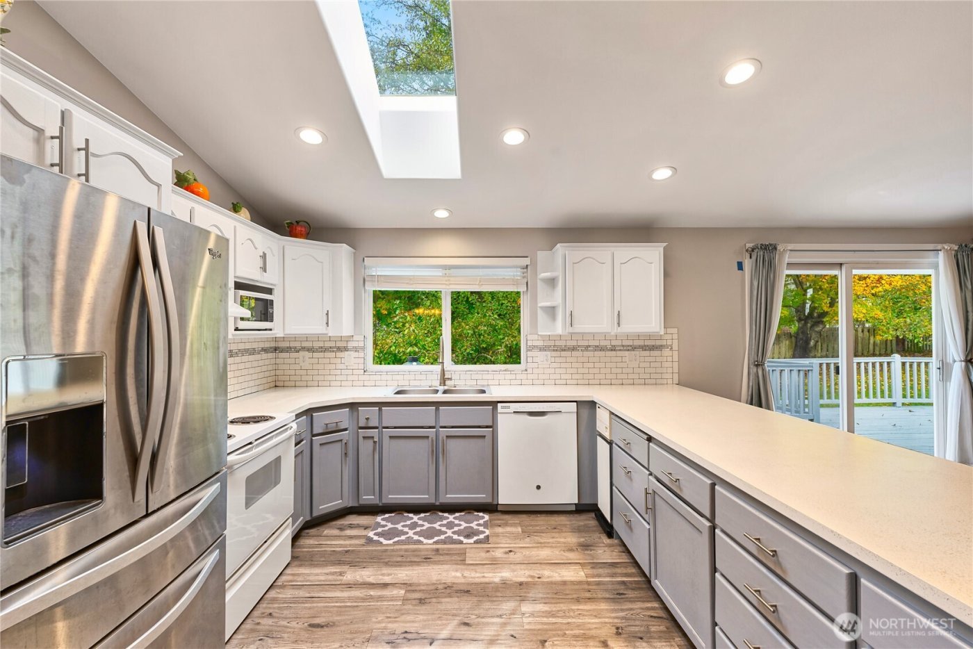 752 Tillamuk Drive , La Conner, WA 98257